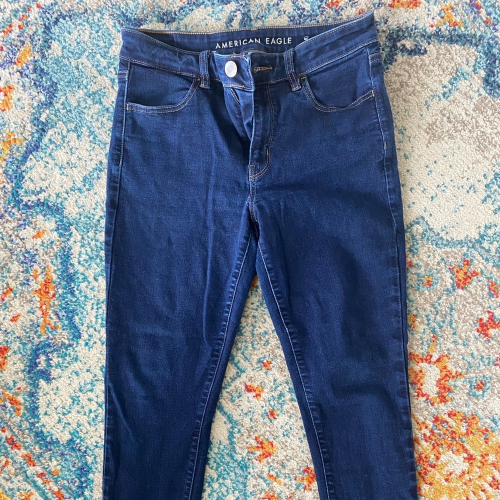 American Eagle dark wash hi rise jegging, size 10 short